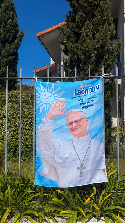 Imagen de Balconera Papa León XIV